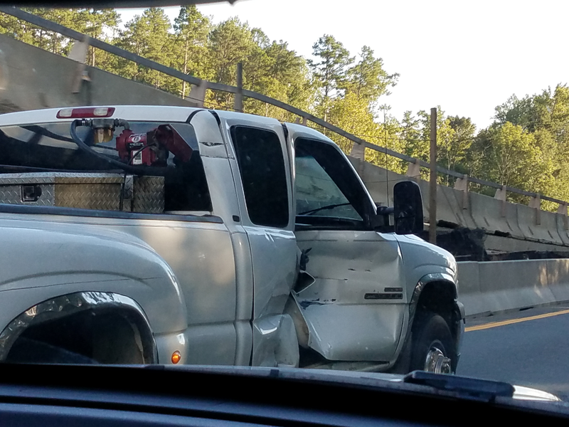 Illustration for article titled Truck has slight damage
